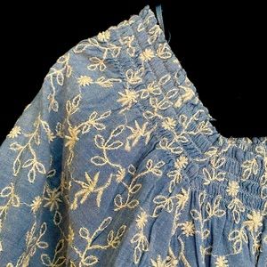 OLD NAVY blue flowery blouse